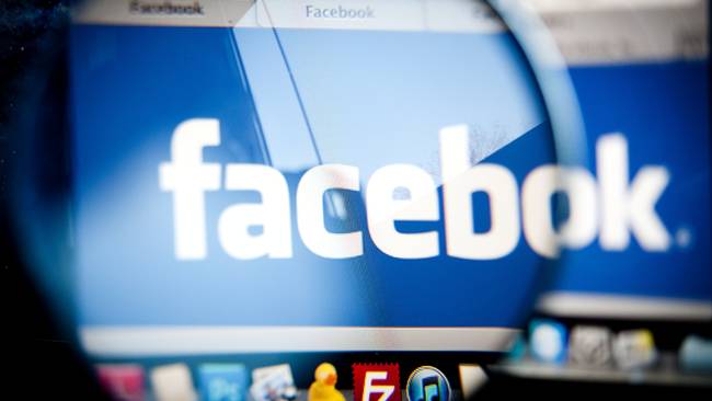 Feminism, Jämställdhet, Facebook, Internet, 10-tal